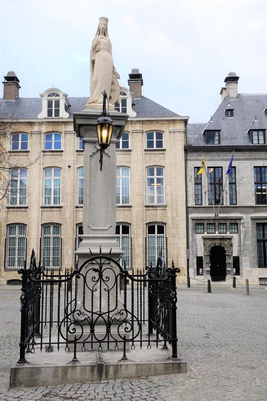 The Roof - Rooftop Appt In Historical Center Antwerpen Exteriör bild